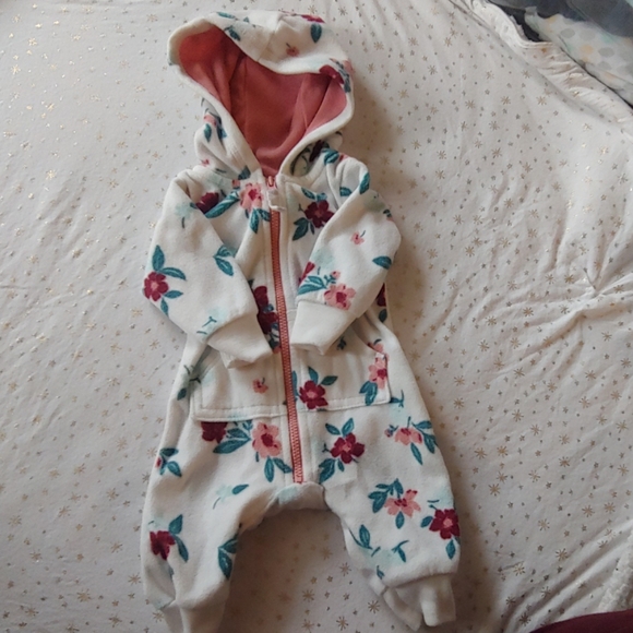 Baby hoodie onesie - Picture 1 of 3